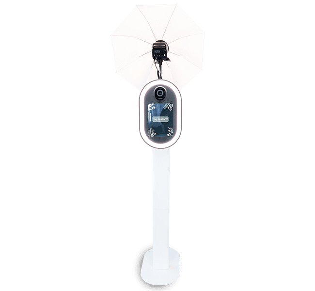 Modern Halo 360 Photobooth with interactive screen and lighting umbrella for events and gatherings.