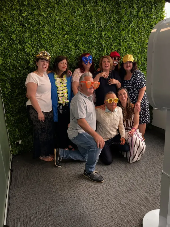 Photo Booth Party Hire Sydney: The Perfect Entertainment Add-On