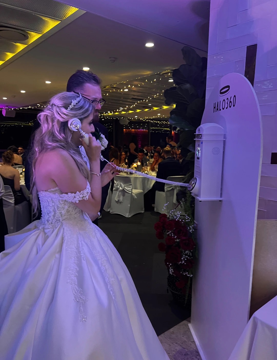 video-guestbook-bride-real-event Bride using the Halo360 Video Guestbook at a real wedding